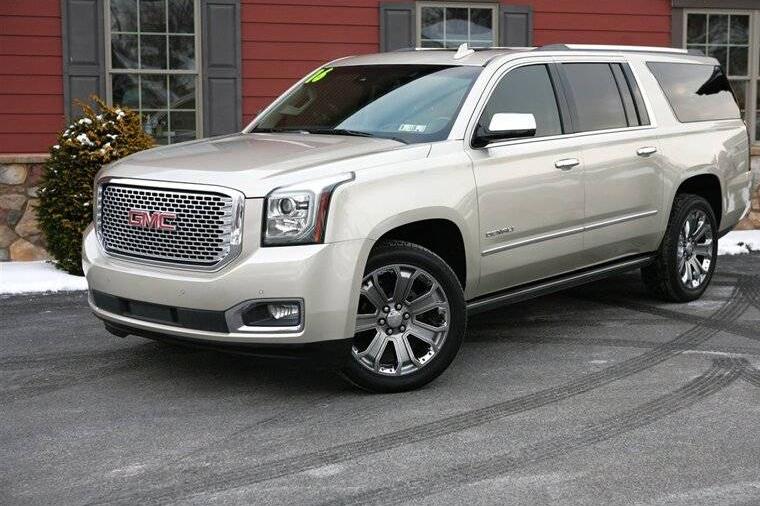 GMC YUKON XL 2016 1GKS2HKJXGR251951 image